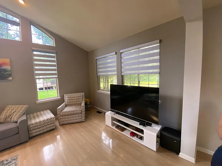 5628 Versailles Ave — Photo 7