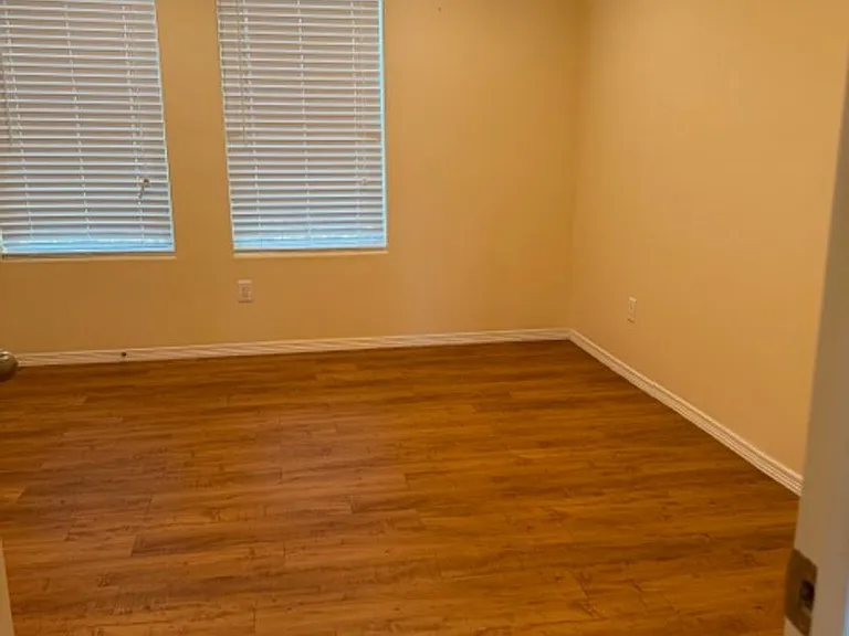 700 Sunset Dr — Photo 15
