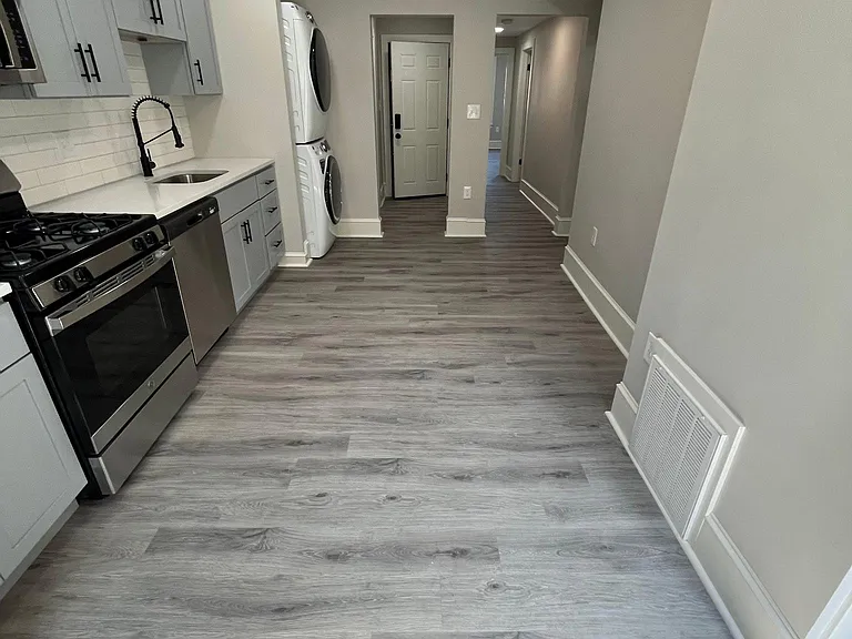 331 E Eagle St #1 — Photo 9