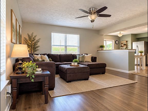 3rd image of 1214 Harvest Ridge Cir