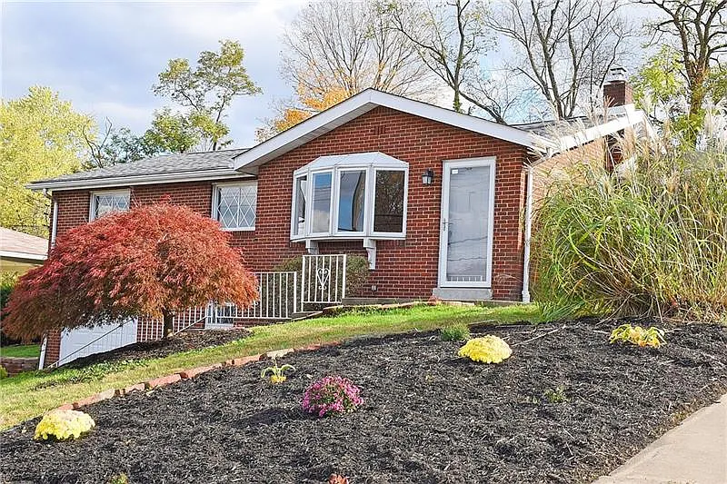 1648 Old Brodhead Rd photo 1