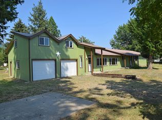 1749 Roosevelt Rd, Moyie Springs, ID 83845
