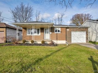8240 3rd Ave, Niagara Falls, NY 14304