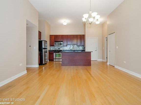 3rd image of 660 W Wayman St #1221