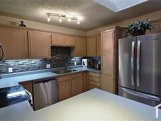 6323 Brookbriar Ct — Photo 3