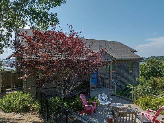 5th image of 75 Richman Ln