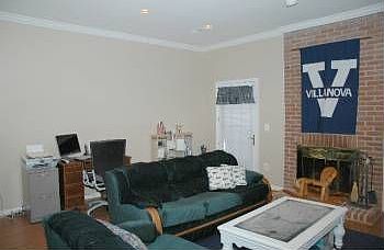 5th image of 120 Gretna Green Ct