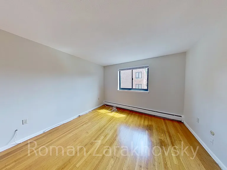 79 Sutherland Rd #8 — Photo 18