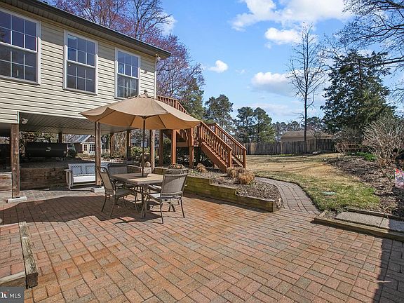 4th image of 30190 Bach Dr