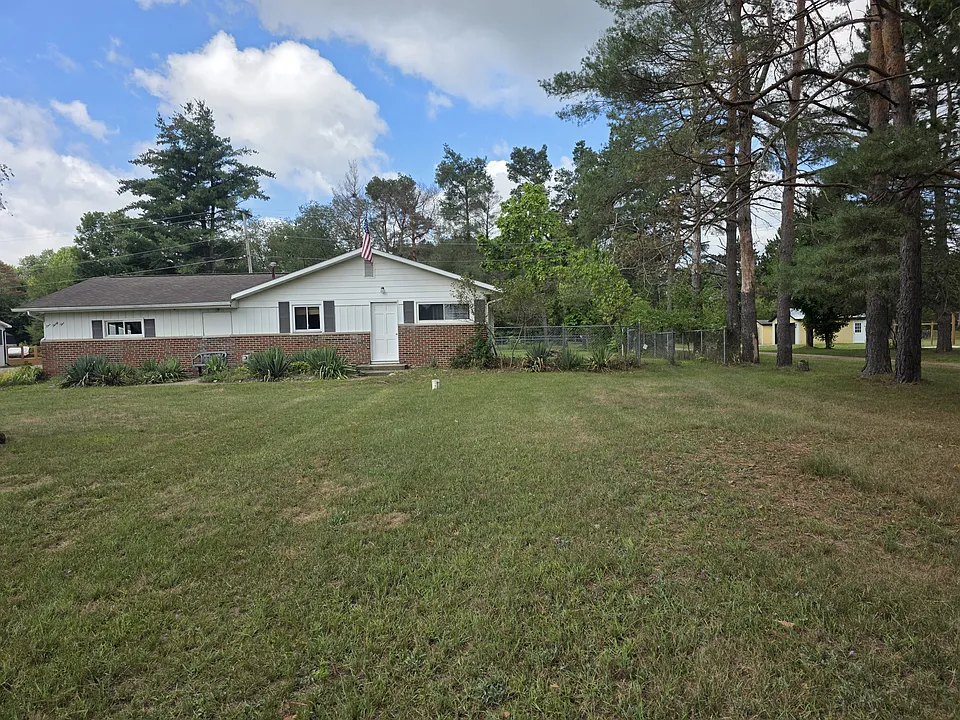 135 Hill Place Dr