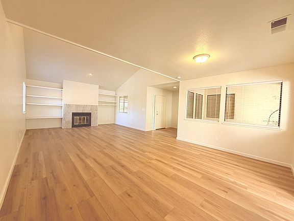 2nd image of 5420 N Forkner Ave Unit 114