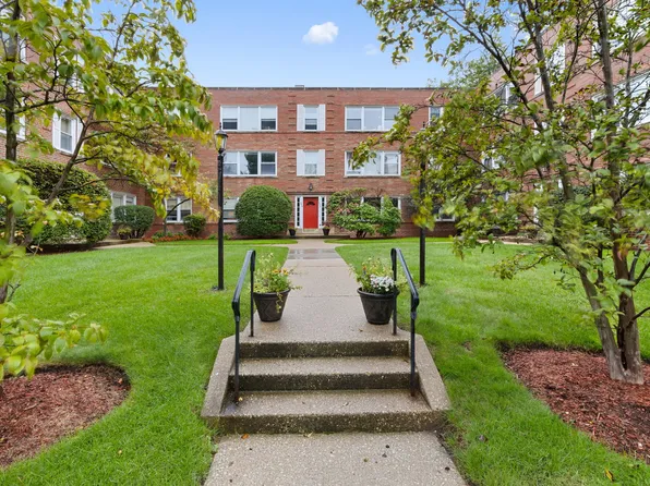 808 Oakton St APT 1, Evanston, IL 60202