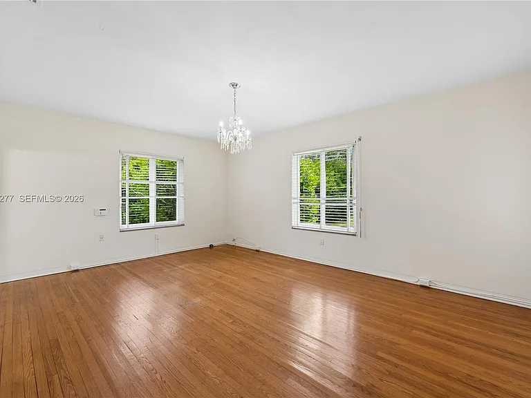 2514 E Granada Blvd — Photo 26