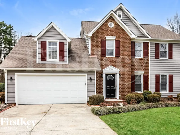 4202 Hounds Run Dr, Matthews, NC 28105
