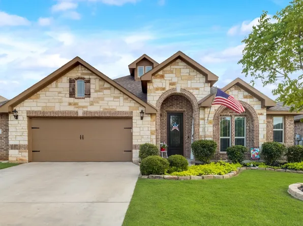 337 Madison St, Burleson, TX 76028