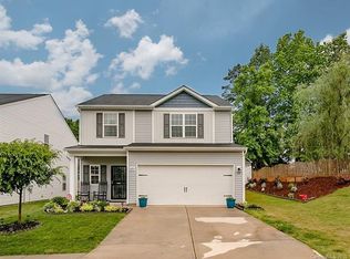 6913 Agava Ln, Charlotte, NC 28215