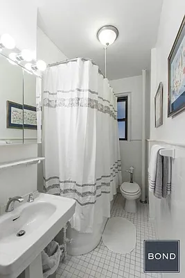 Rented by Bond New York | media 21