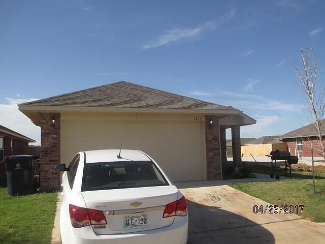 1st image of 1412 NW 129th Ter