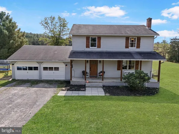 2754 Luther Michael Rd, Berkeley Springs, WV 25411