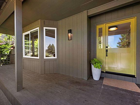 3rd image of 1100 Sunnyside Drive