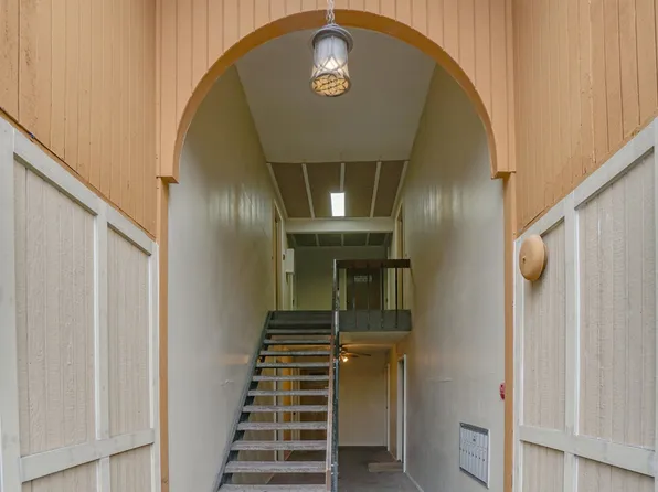 Willow Wood, 4875 SW Lombard Ave APT 12, Beaverton, OR 97005