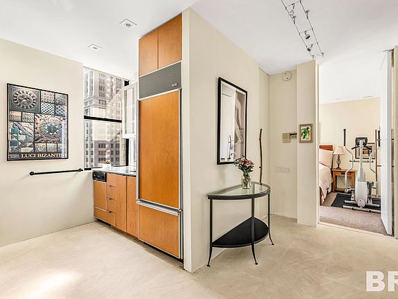 5th image of 105 E 15th St APT 83