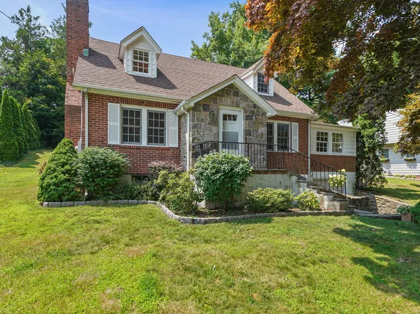 24 Cody Drive, Stamford, CT 06905