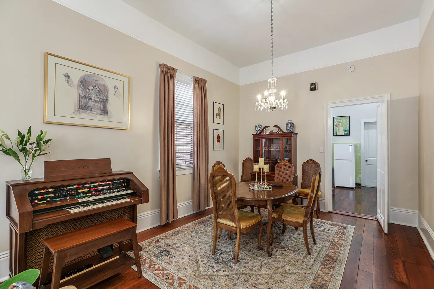 3 bed, 1512 sqft, $2,250 — Photo 3
