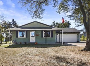 3929 W Cemetery Rd, Janesville, WI 53548