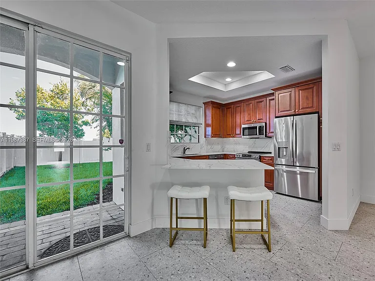 475 Ocean Ridge Way — Photo 9