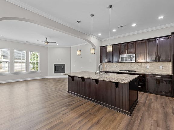 5th image of 4107 Bluff Oak Dr
