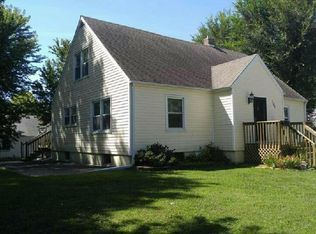 104 W Rogers St, Clinton, MO 64735