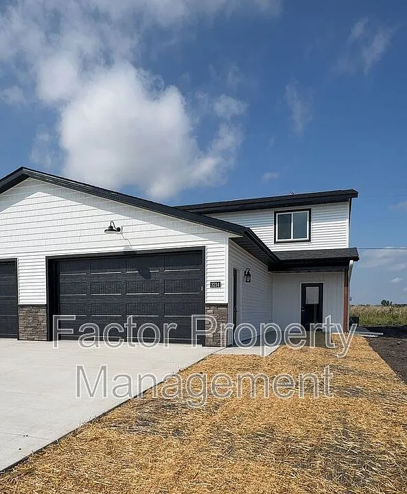 3214 Scotch Ln