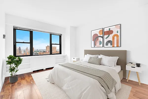 Rented by SERHANT. | media 11