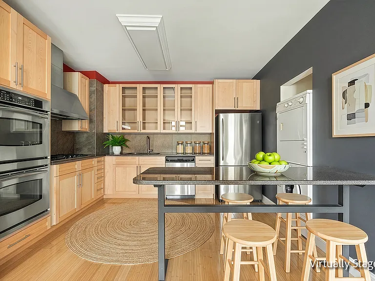 242 Greene Ave #3B — Photo 4