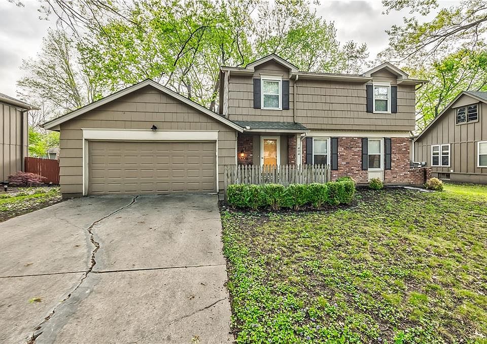 1st image of 404 S Winterbrooke Dr