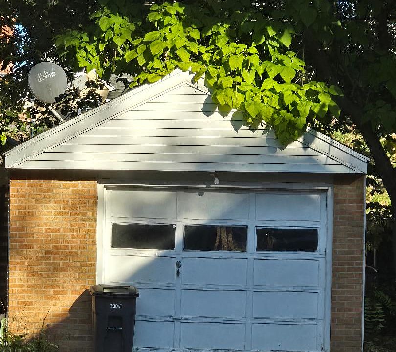 2nd image of 2716 Northwood Ave