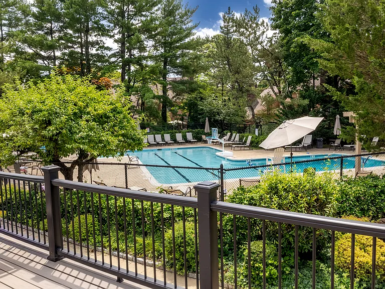 112 Brush Hollow Ln — Photo 47