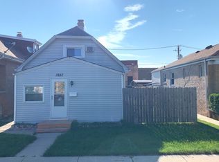 3257 N Nagle Ave, Chicago, IL 60634