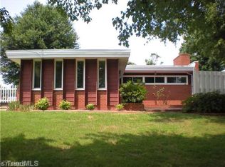 1330 Irving St, Winston Salem, NC 27103