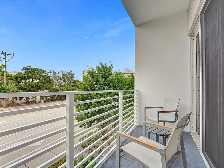 1371 N Ocean Blvd — Photo 28