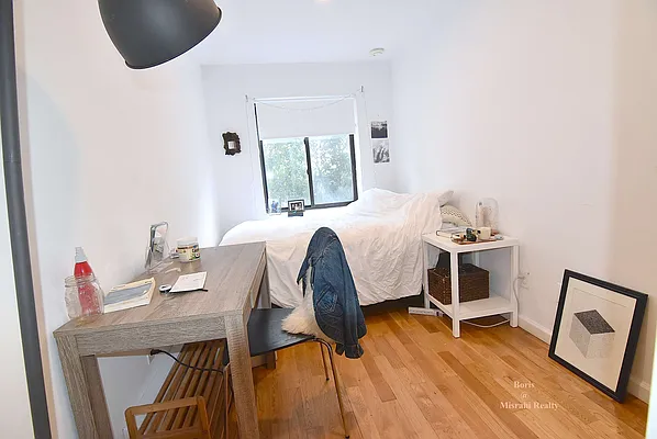 Rented by J Misrahi Realty Corp | media 4