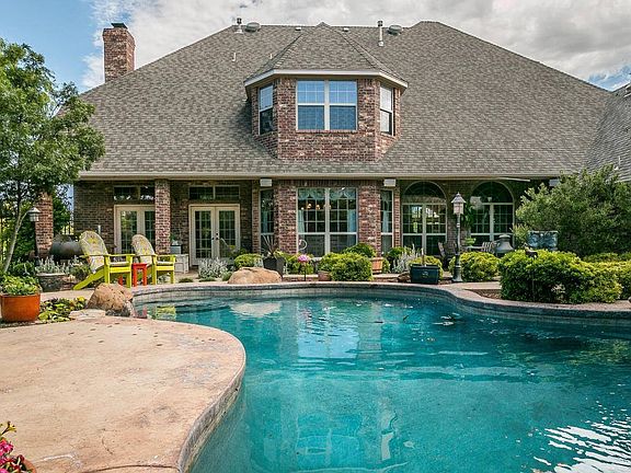 5th image of 7611 Southwood Dr