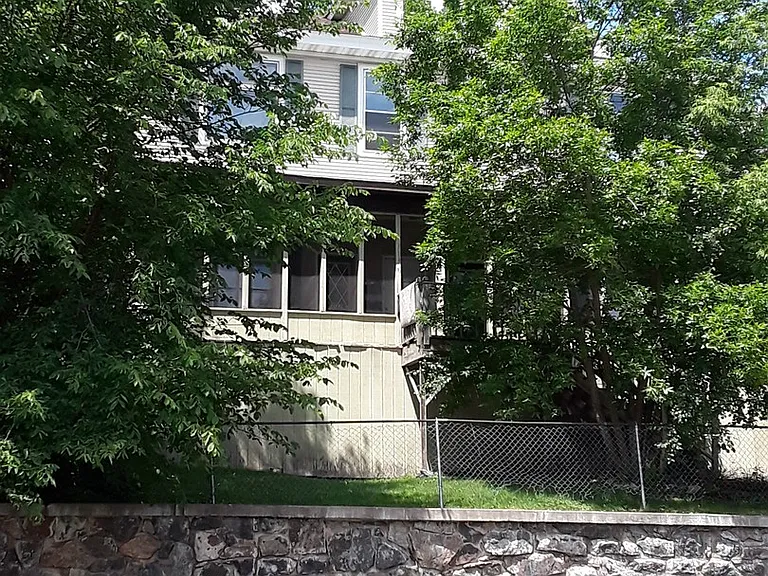 2125-2127 W 4th St — Photo 12
