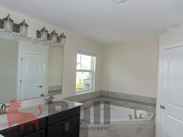 7518 Summerlake Groves St — Photo 34