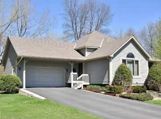 12220 29th Ave N, Plymouth, MN 55441