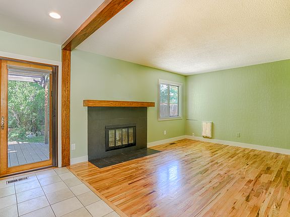 New gas fireplace