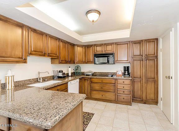 4th image of 8226 N 73rd Pl