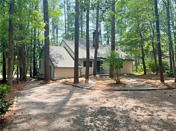 1719 Margarita Ln, Sanford, NC 27332