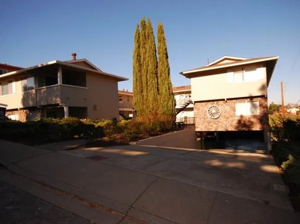 1205 Geraldine Way, Belmont, CA 94002